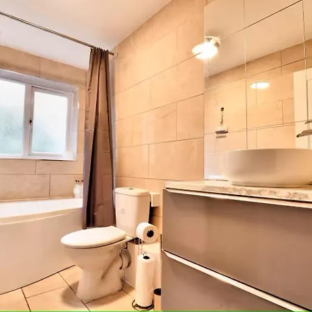Amazing Single Room In Maldon Heybridge  Exterior photo